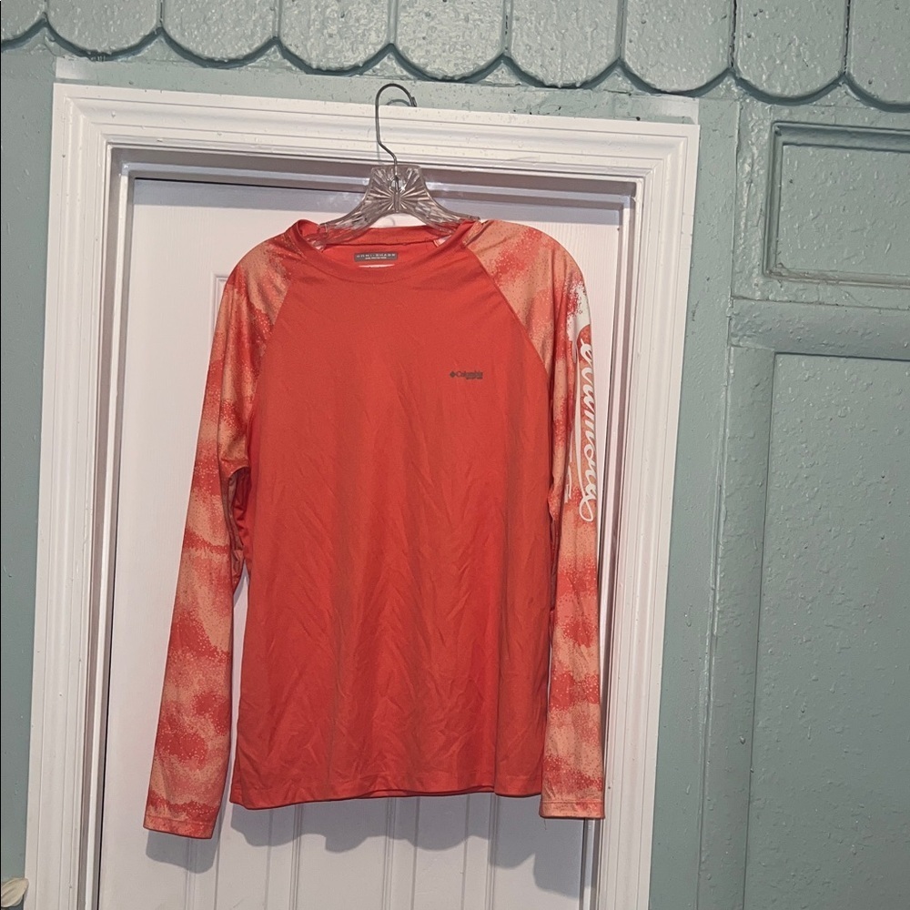 Columbia Orange Long Sleeve Sun Shirt with Peach Patterned Sleeves